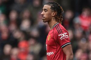 约罗：C罗和梅西踢球太不可思议了，科比和乔丹都是我很好的榜样